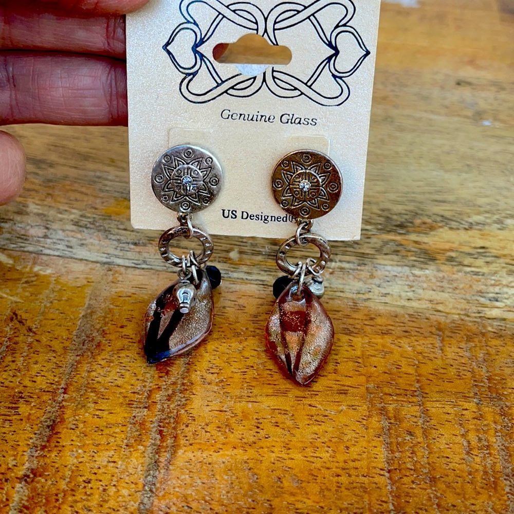 Earrings comes with free bracelet